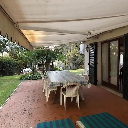 Silvana Villa *